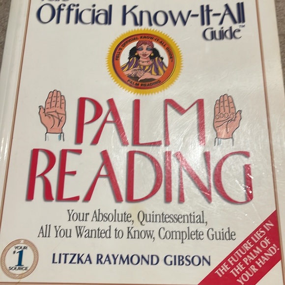 Chakra handbook and Palm reading books 2 included - Picture 3 of 4
